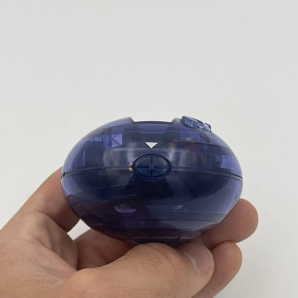 Radica 20Q 20 Questions Purple Electronic Handheld Game 2005 Tested WORKS